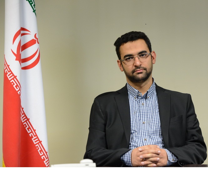 دولت مخالف بستن فضای باز سیاسی کشور است