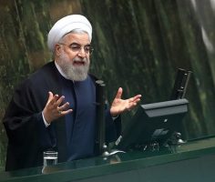 سوال کنندگان از روحانی امضای خود را پس گرفتند/سوال از رئیس جمهور منتفی شد