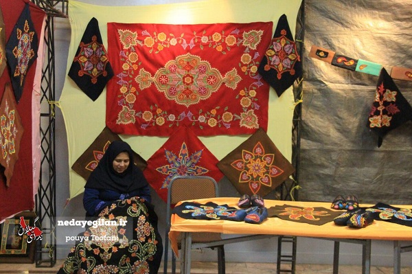 افتتاح نمایشگاه ، برگزاری کارگاه و رونمایی از آثار فاخر در هفته صنایع دستی گیلان