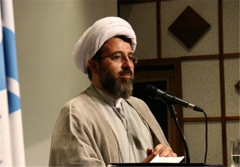 در جمهوری اسلامی ایران کسی را به‌زور مسئول نکرده‌اند/ جامعه‌ای که زنان آن وظایف خود را فراموش می‌کنند دوام نمی‌آورد