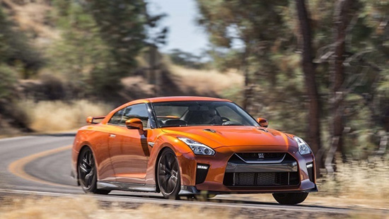 مبارزه نیسان GT-R با هوندا NSX مبارزه نیسان GT-R با هوندا NSX