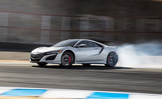 مبارزه نیسان GT-R با هوندا NSX مبارزه نیسان GT-R با هوندا NSX