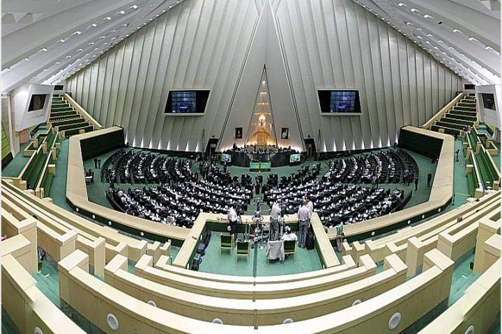 نهایی شدن اسامی داوطلبان انتخابات تا شامگاه امروز /70 گیلانی تا کنون برای به دست آوردن 13 کرسی نام نویسی کرده اند