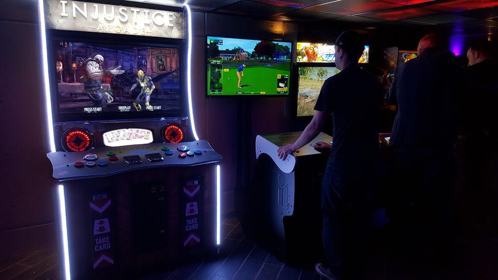 esports-arena-arcade-games-mike-sorrentino-cnet