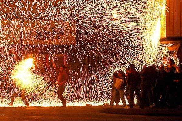 ورود مواد محترقه از چین با المان های ایرانی/پلمپ گسترده انبارها