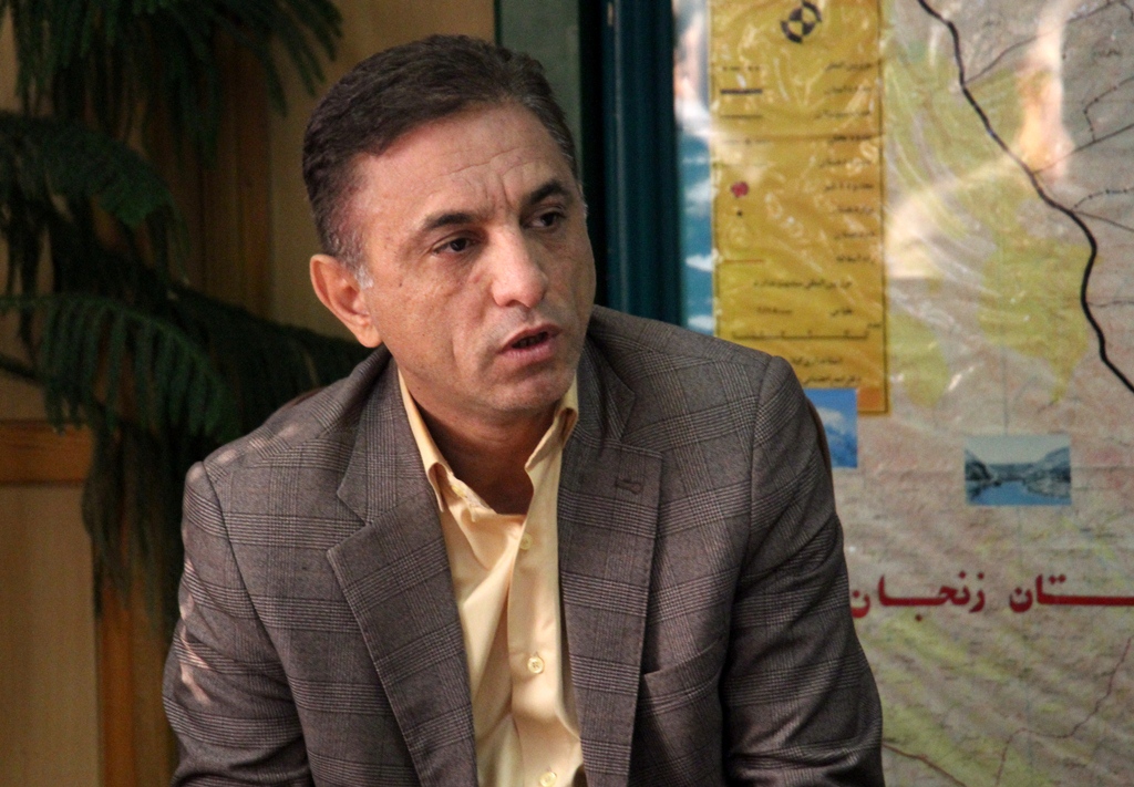 دستمان برای تغییر روسای ادارات باز است و با احدی تعارف نداریم/تداوم دو قطبی انتخاباتی، بزرگترین آفت برای انسجام در شهرستان است دستمان برای تغییر روسای ادارات باز است و با احدی تعارف نداریم/تداوم دو قطبی انتخاباتی، بزرگترین آفت برای انسجام در شهرستان است
