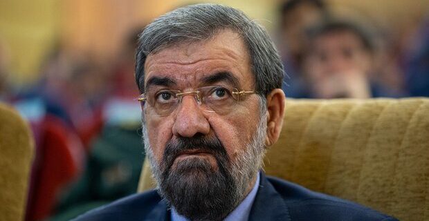 محسن رضایی: سوریه، عراق و ایران هرچه زودتر تصمیم بگیرند