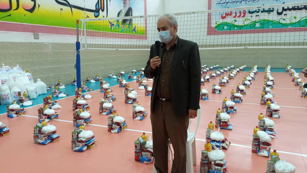 توزیع ۲۰۰۰ بسته معیشتی توسط خیر نیک اندیش با هماهنگی جمعیت هلال احمر به افراد کم برخوردار و نیازمند توزیع ۲۰۰۰ بسته معیشتی توسط خیر نیک اندیش با هماهنگی جمعیت هلال احمر به افراد کم برخوردار و نیازمند