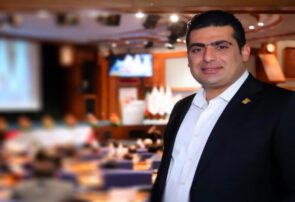 باید با قدرت و امید تلاش کرد، حتی در سختترین شرایط اقتصادی کشور