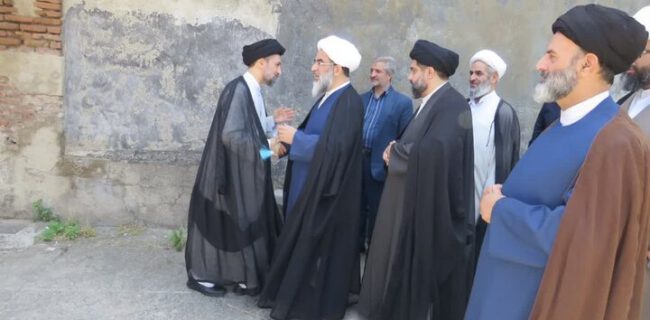 آیت الله فاضل لنکرانی با بیت آیت الله رودباری دیدار کرد