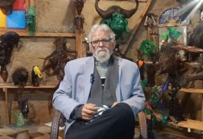 هنرمند گیلانی که زباله‌ها را به زندگی بازمی‌گرداند