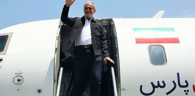پزشکیان عازم بندرعباس شد