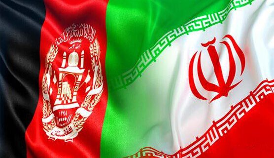 سرپرست وزارت خارجه افغانستان با عراقچی دیدار کرد