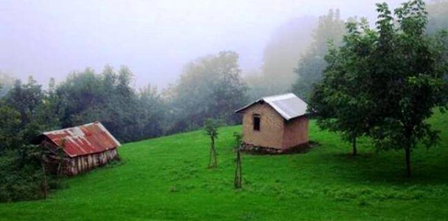 مجوز ساخت و ساز به روستاییان داده شد