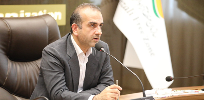 افتخار می‌كنیم كه در خدمت كارگران و كارمندان زحمت‌كش هستیم