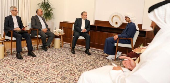 دیدار عراقچی با وزیر خارجه امارات