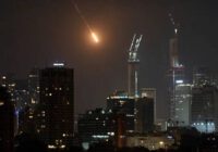 عبور موشک‌های ایرانی از سامانه پدافندی و اصابت به قلب تل آویو