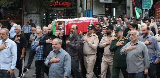پیکر شهید گیلانی پدافند هوایی ارتش در رشت تشییع شد