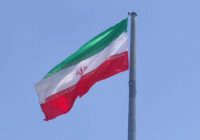 پرچم ایران افراشته‌تر از همیشه بر بلندای پرافتخار میهن