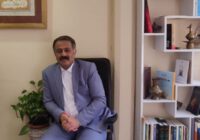 پژوهشگر گیلانی جایزه بین‌المللی «سقراط» را دریافت کرد