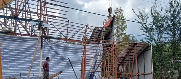 تخریب بنای غیرمجاز در حریم محور رشت-امامزاده هاشم تخریب بنای غیرمجاز در حریم محور رشت-امامزاده هاشم