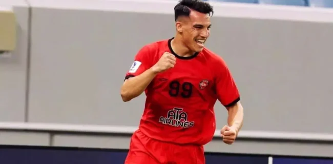 علیپور در رقابت آقای گلی دوباره عقب افتاد! علیپور در رقابت آقای گلی دوباره عقب افتاد!