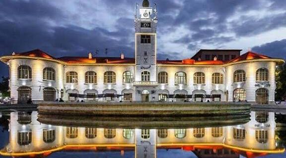 یک گام تا پایان مرمت بنای تاریخی شهرداری رشت؛ پیشرفت ۹۶ درصدی پروژه یک گام تا پایان مرمت بنای تاریخی شهرداری رشت؛ پیشرفت ۹۶ درصدی پروژه