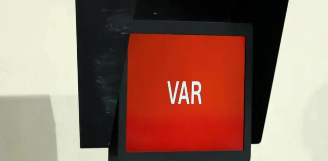 اصرار فیفا بر اجرای قانون جدید VAR در جام جهانی ۲۰۲۶