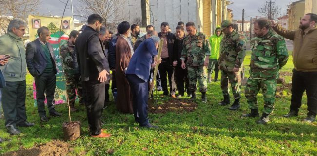 پویش ملی درختکاری در گیلان به یاد «سردار دل‌ها»