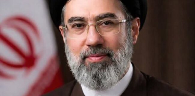 آیت الله سید مجتبی حسینی خامنه ای سومین رهبر جمهوری اسلامی ایران شد