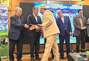 تجلیل از ۵۰ مرتع دار و دامدار نمونه گیلان در رشت