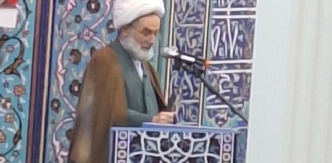 فلسفه حج، قیام مردم برای یاری رساندن به امت اسلام است