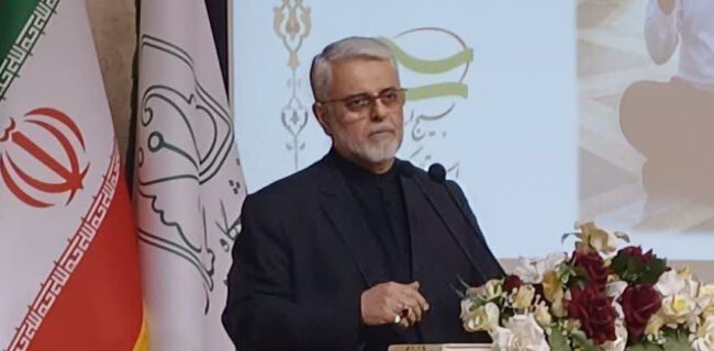 زرین: نباید ذخایر استراتژیک نظام را با تحلیل‌ های غلط به حراج گذاشت