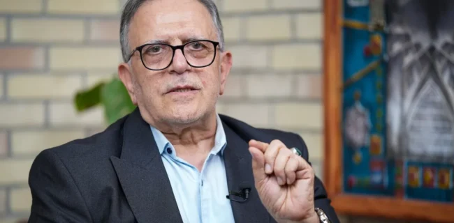 رییس کل پیشین بانک مرکزی: تصور می‌کنم اگر در ماه‌ها یا سال‌های آینده یک توافق نسبتاً پایدار میان ایران و غرب شکل بگیرد