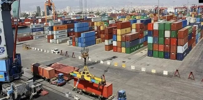 خروج روزانه ۴۰۰ کامیون حامل کالای صادراتی و ترانزیتی از مرز ریمدان